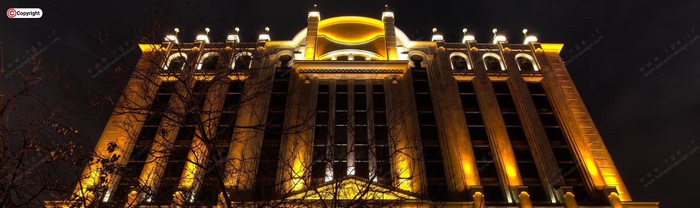 ساختمان سوحا در شب